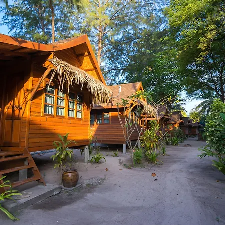Lipe Beach Resort-3
